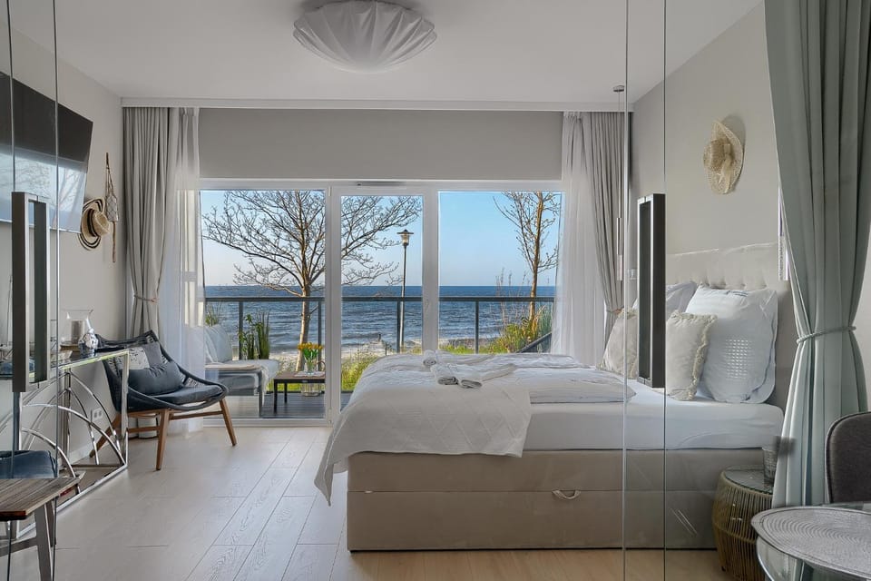 Seating area, Bedroom