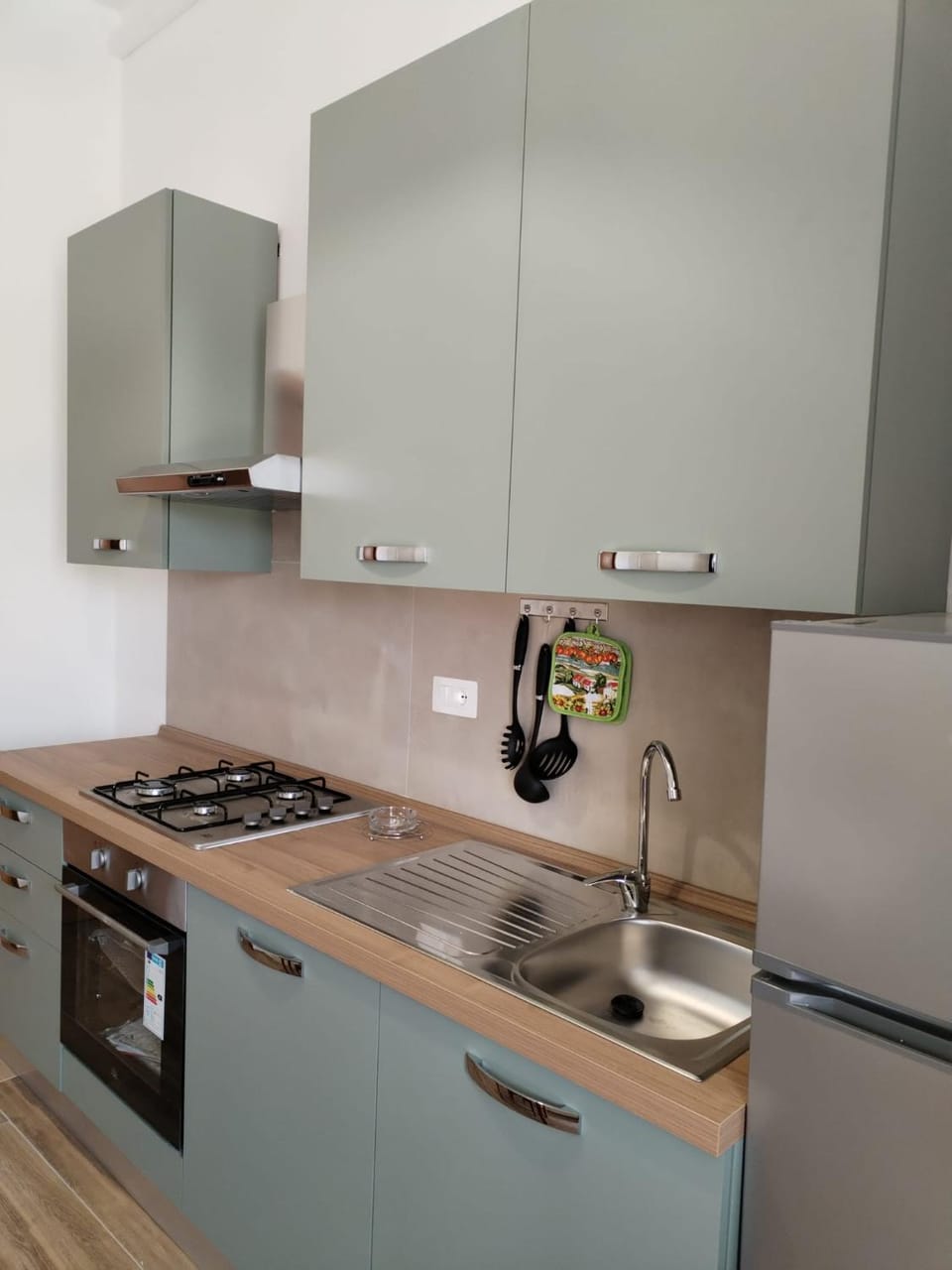 Kitchen or kitchenette, stove