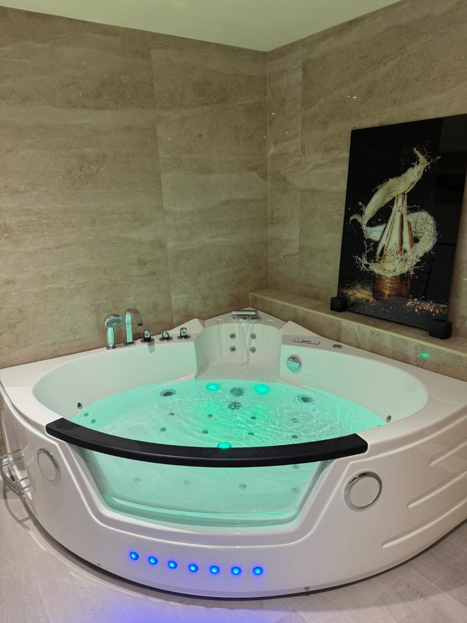 Hot Tub, Hot Tub