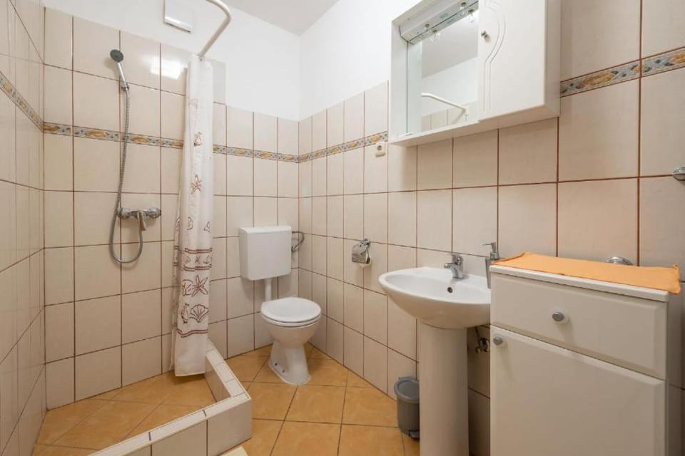 Apartmani Lada Apartment in Vrboska