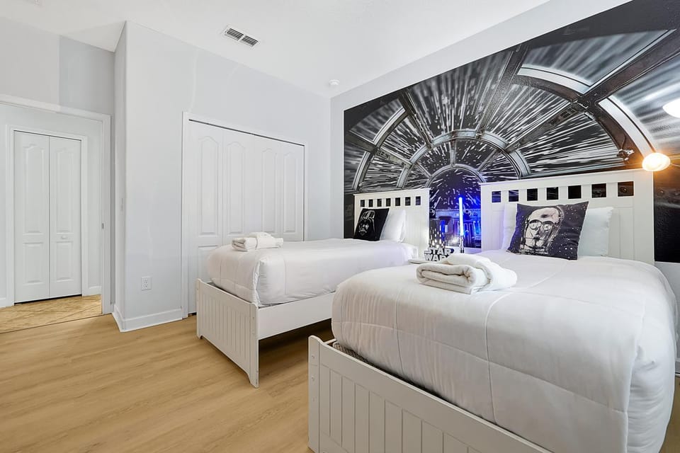 Bed, Bedroom