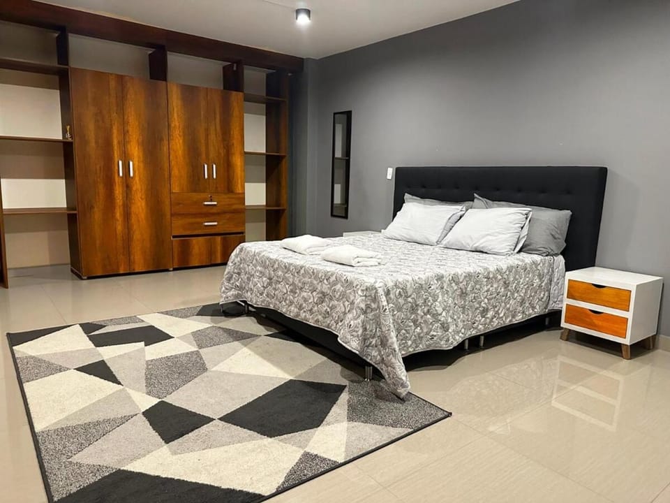 Comfort & Luxury El Poblado by Nightlife & Dining Apartment in Medellin