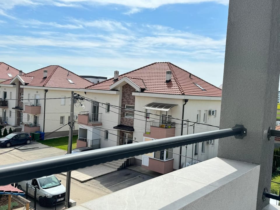 Belgrade Airport Luxury single bed Hostel in Belgrade