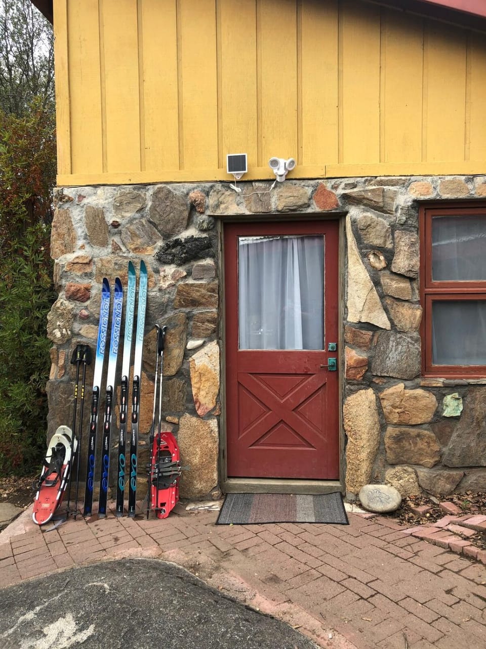 Guesthouse Near Sequoia & Kings Canyon Parks House in Sierra Nevada