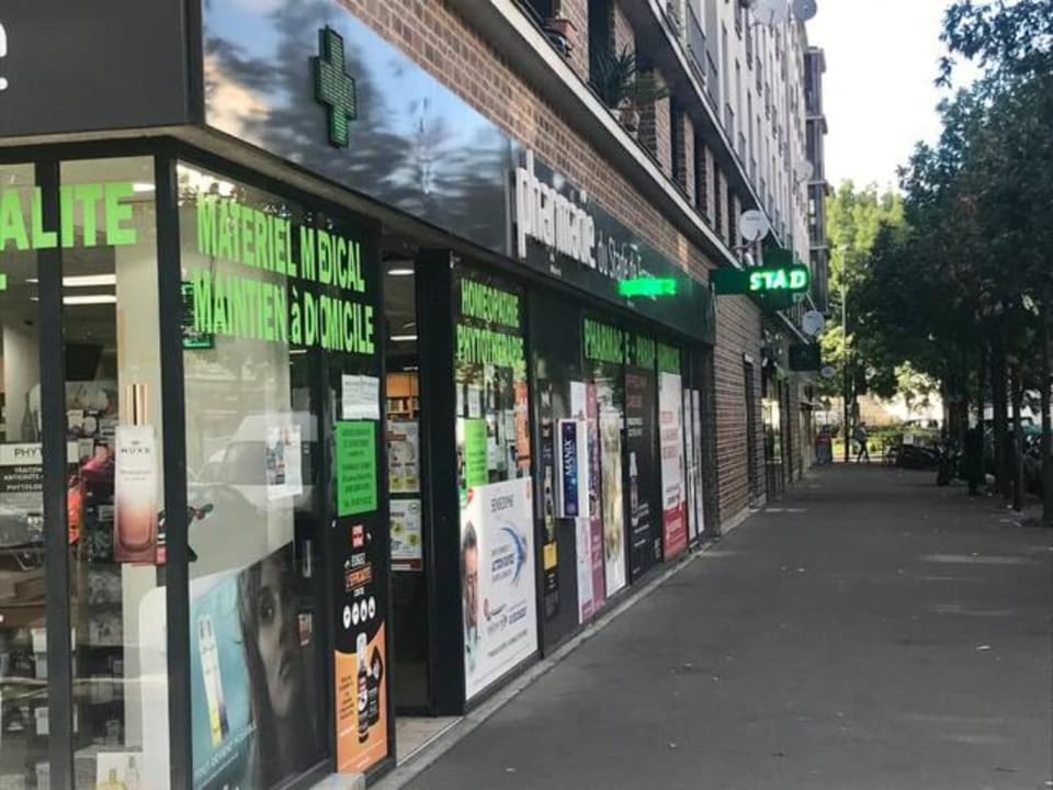 Grand F2 de 50m2 pour 4 personnes - Paris 10eme Gare du Nord, Stade de France Apartment in Saint-Denis, France