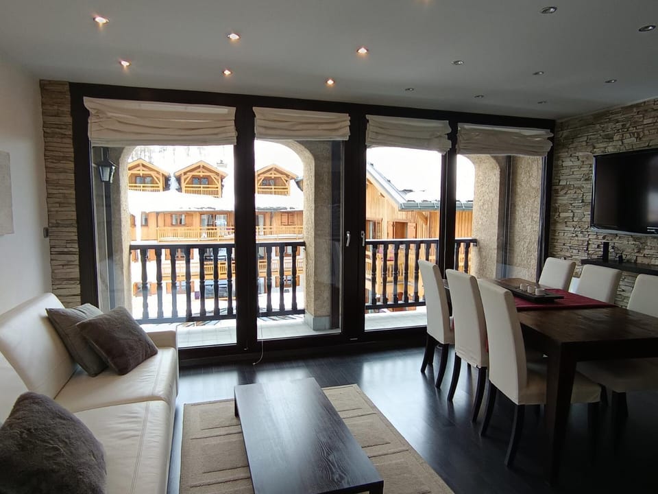 Résidence Bardeaux - Superbe appartement à 100m des pistes en front de neige MAE-0861 Apartment in Montgenèvre