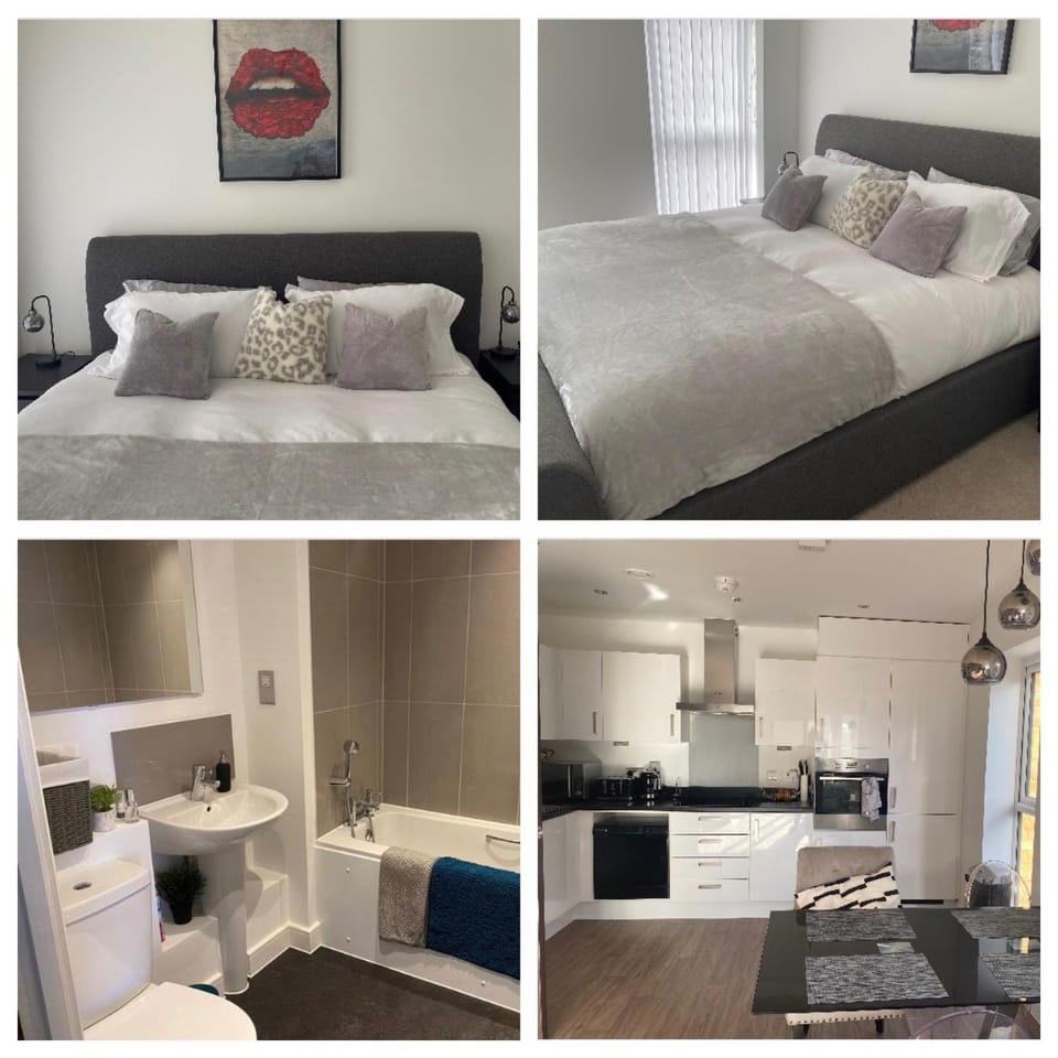 Luxury Super King Size Bed with Separate Bathroom Vacation rental in Dartford