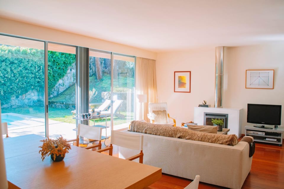 Just Like Home - Casa do Vale Villa in Viana do Castelo District, Portugal