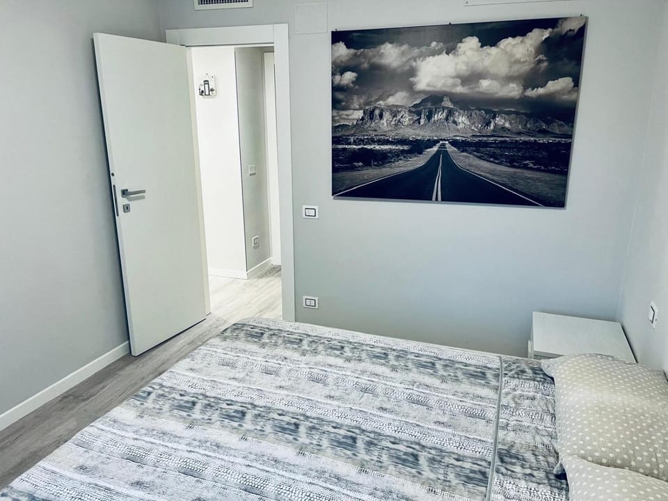 S375 - Sirolo, trilocale con corte esclusiva House in Marche