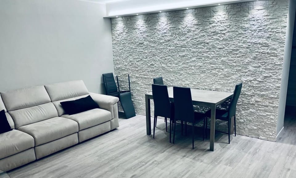 S375 - Sirolo, trilocale con corte esclusiva House in Marche