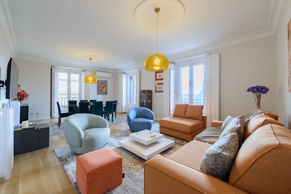 TV and multimedia, Living room, Seating area