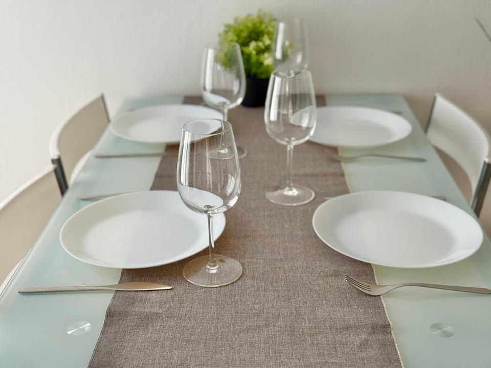 Dining area, Dinner