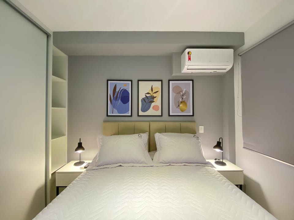 Bed, Bedroom, air conditioner