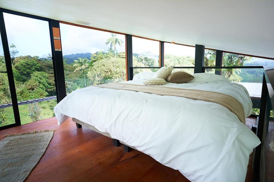 View (from property/room), Balcony/Terrace, Bedroom