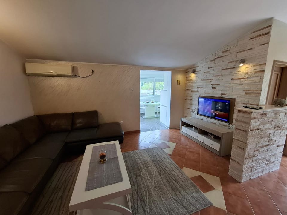 Nina Apartment Apartment in Kotor Municipality