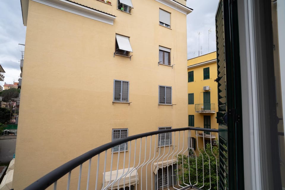 Property building, View (from property/room), Balcony/Terrace