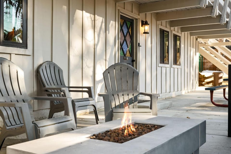 Patio, Seating area