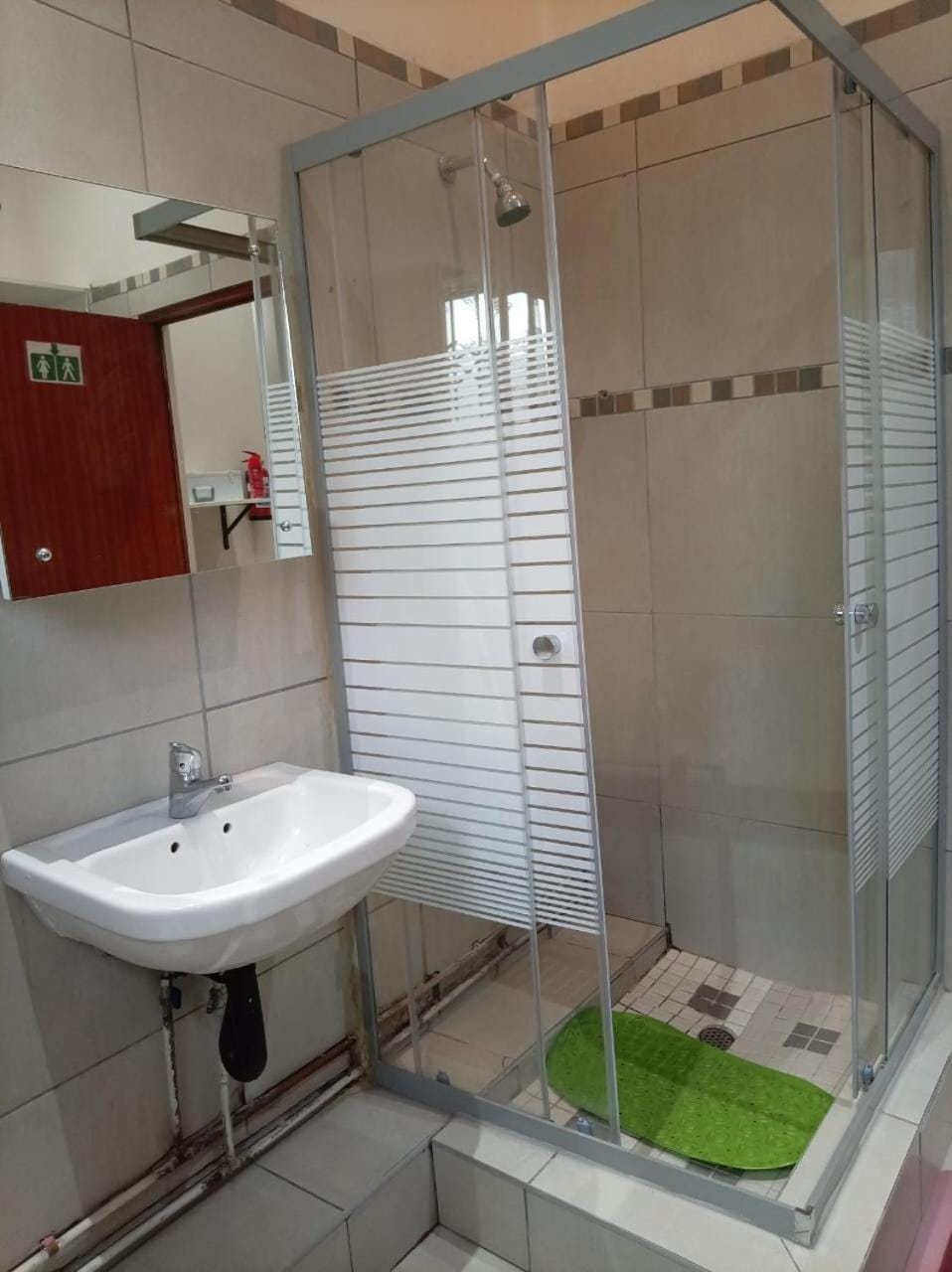Shower, Bathroom