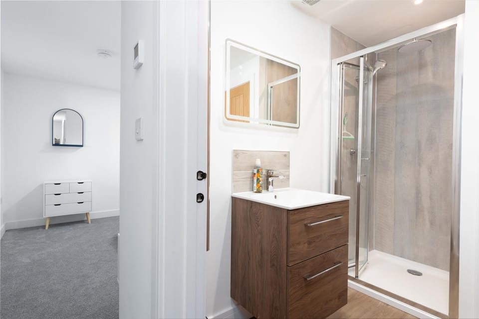 Shower, Bathroom