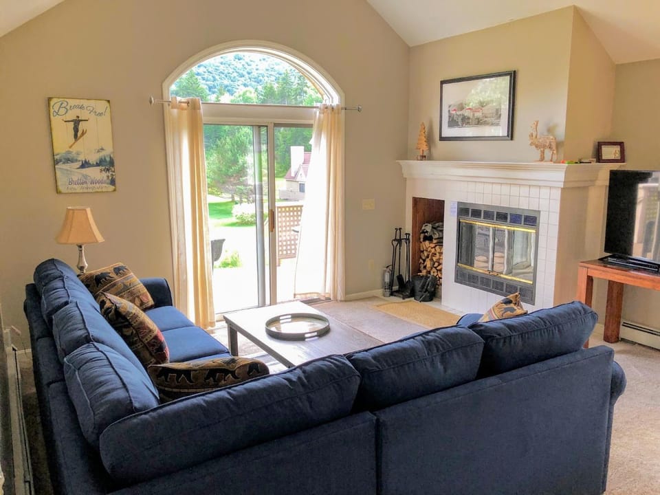FV16 Fairway Village Condo House in Bretton Woods