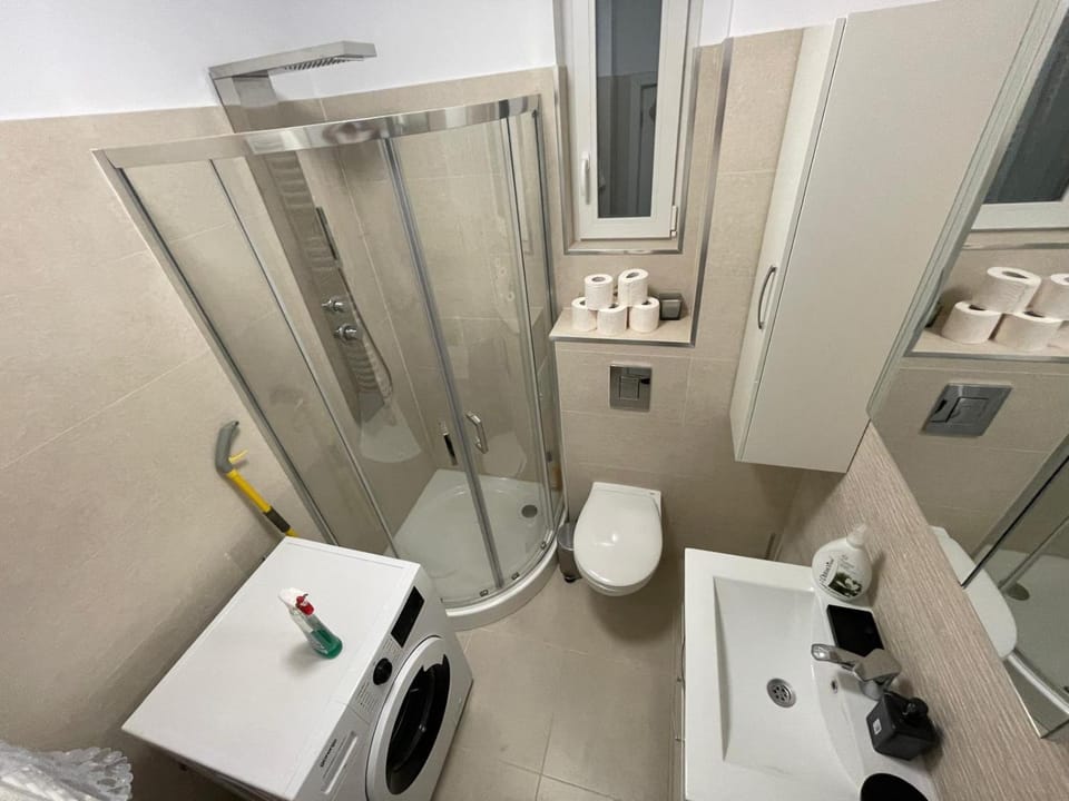 Zlata Quiet London Residence 8D 18C private parking Apartment in Romania