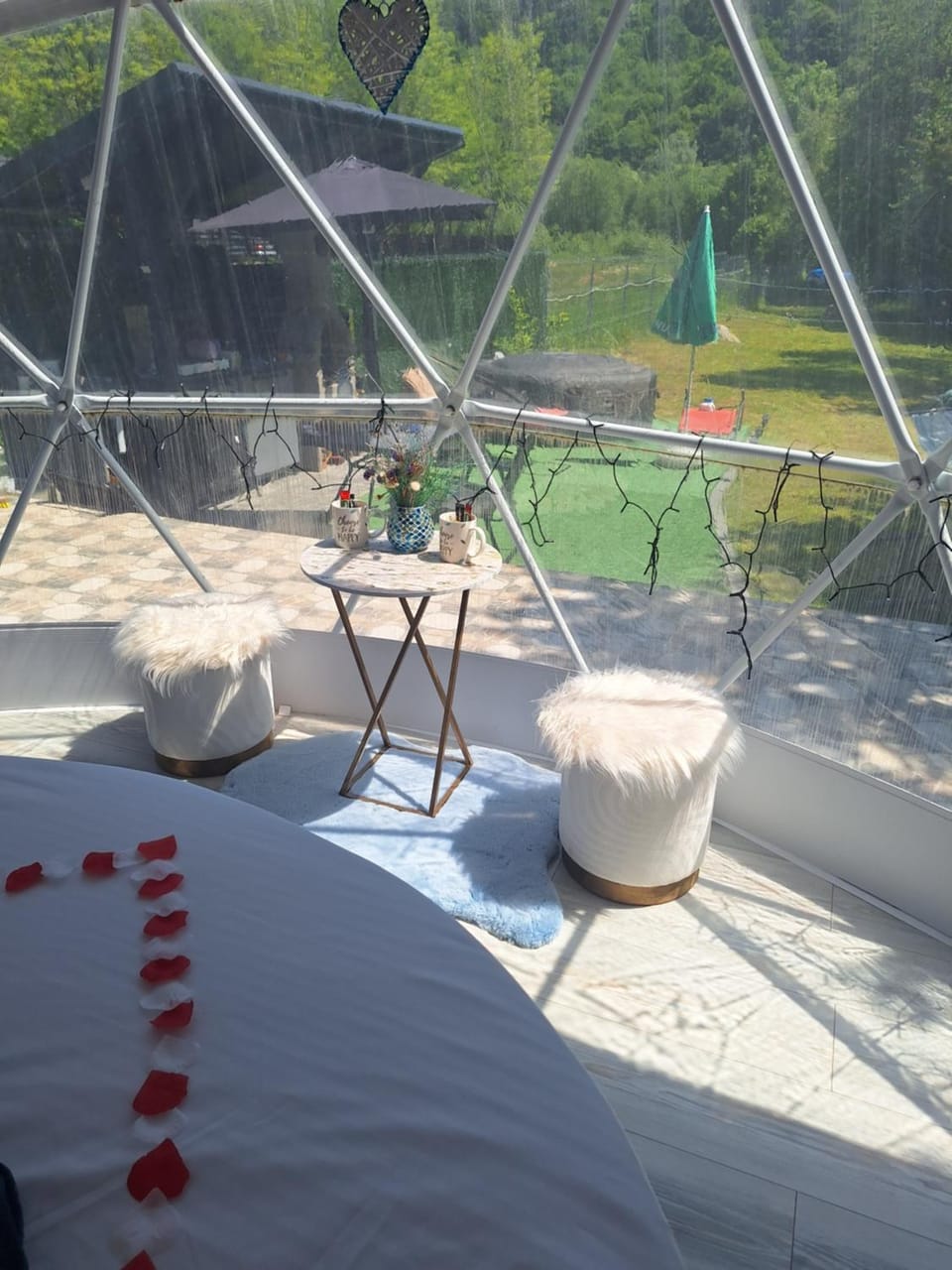Igloo Rasnov Luxury tent in Brașov County