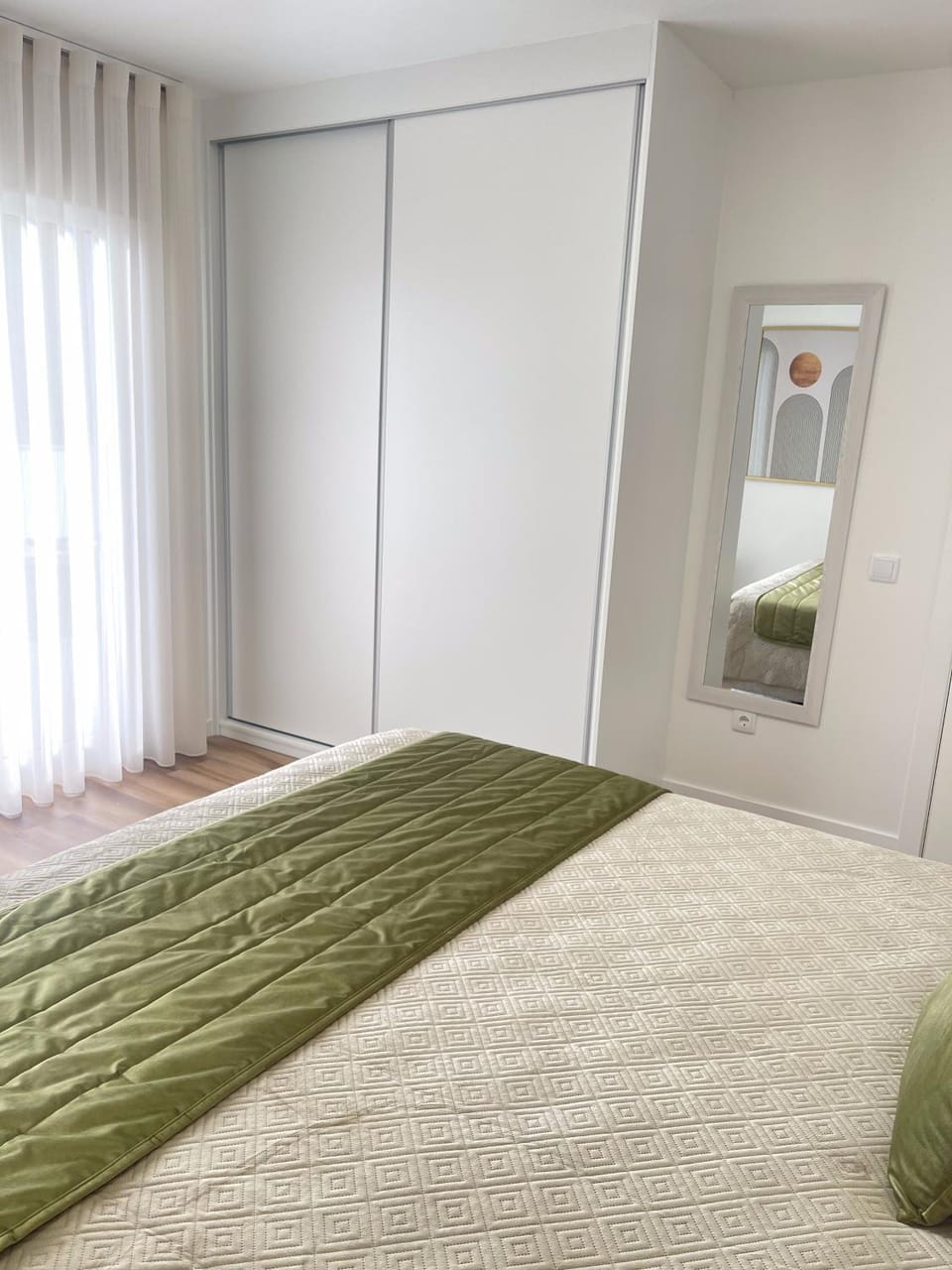 Bed, Bedroom, wardrobe