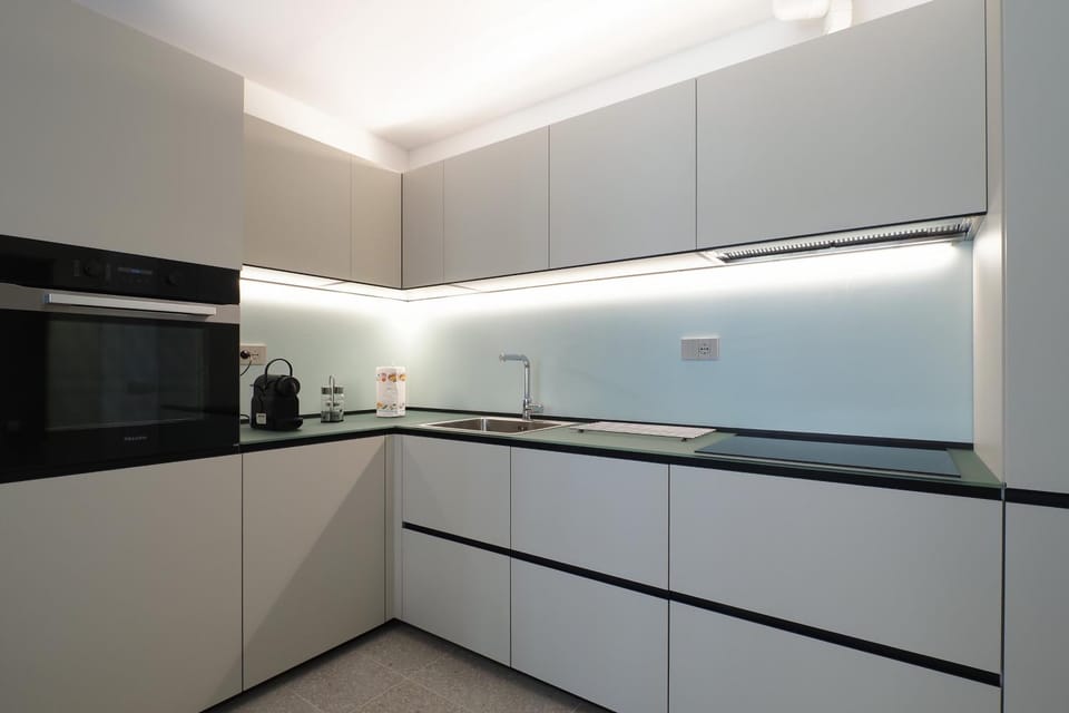 Kitchen or kitchenette, kitchen