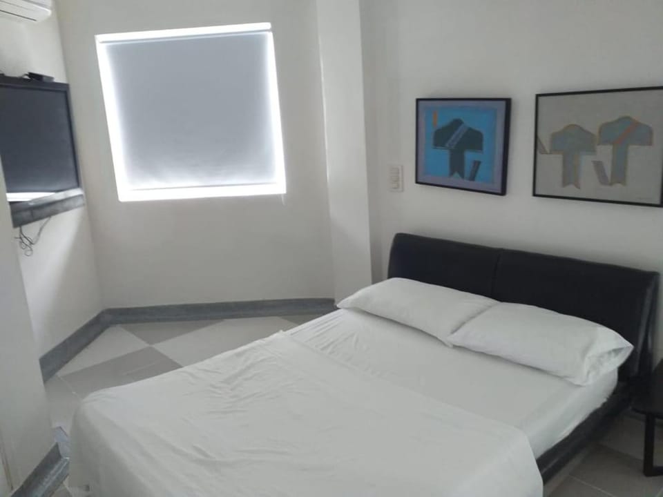casa vacacional de 2 plantas condominio campestre el peñon Villa in Girardot