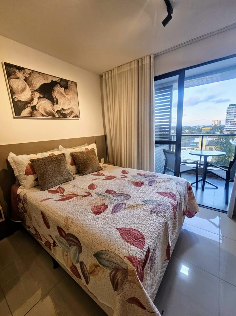 Bed, View (from property/room), Balcony/Terrace, Photo of the whole room, Bedroom