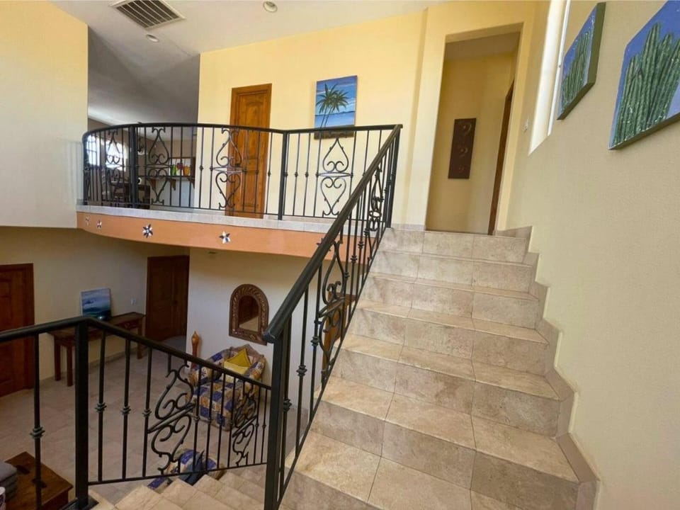 San Felipe Luxurious 3-Bedroom Condo 11-3 with Pool Access House in State of Baja California