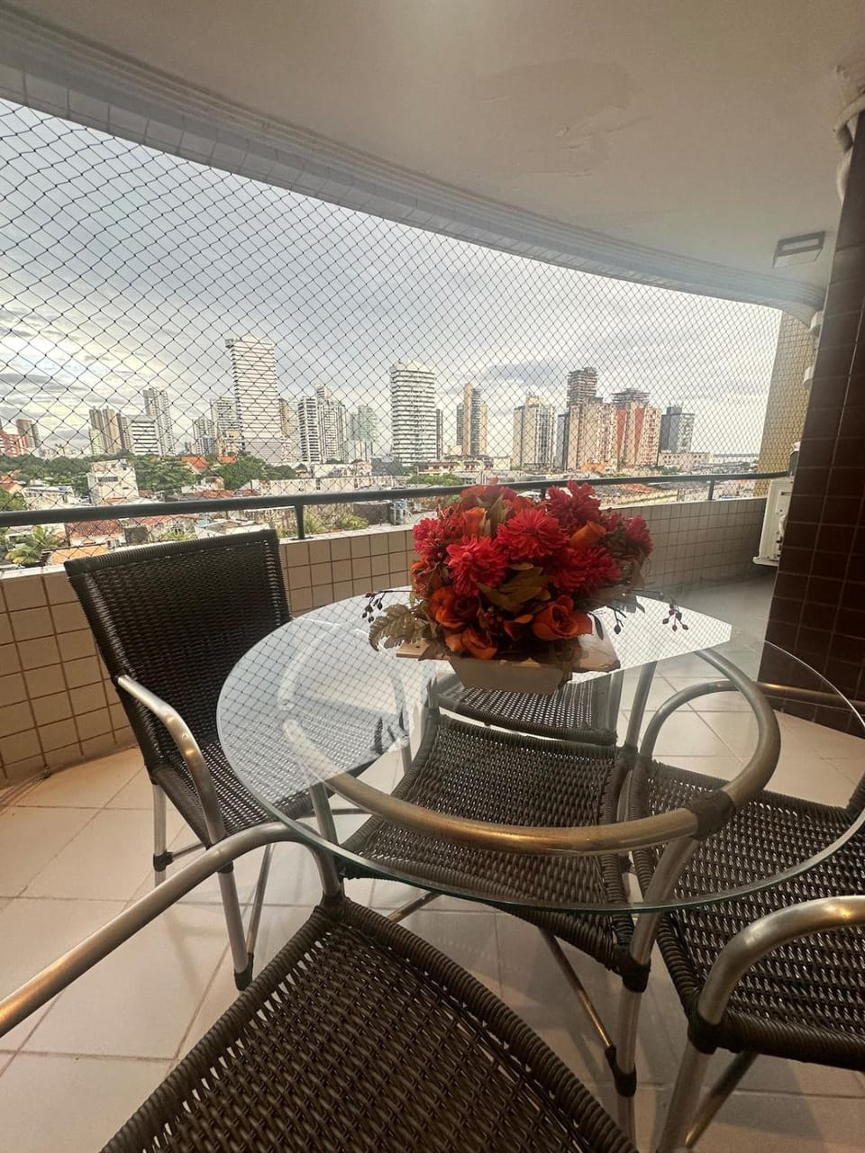 Balcony/Terrace, Dining area, City view
