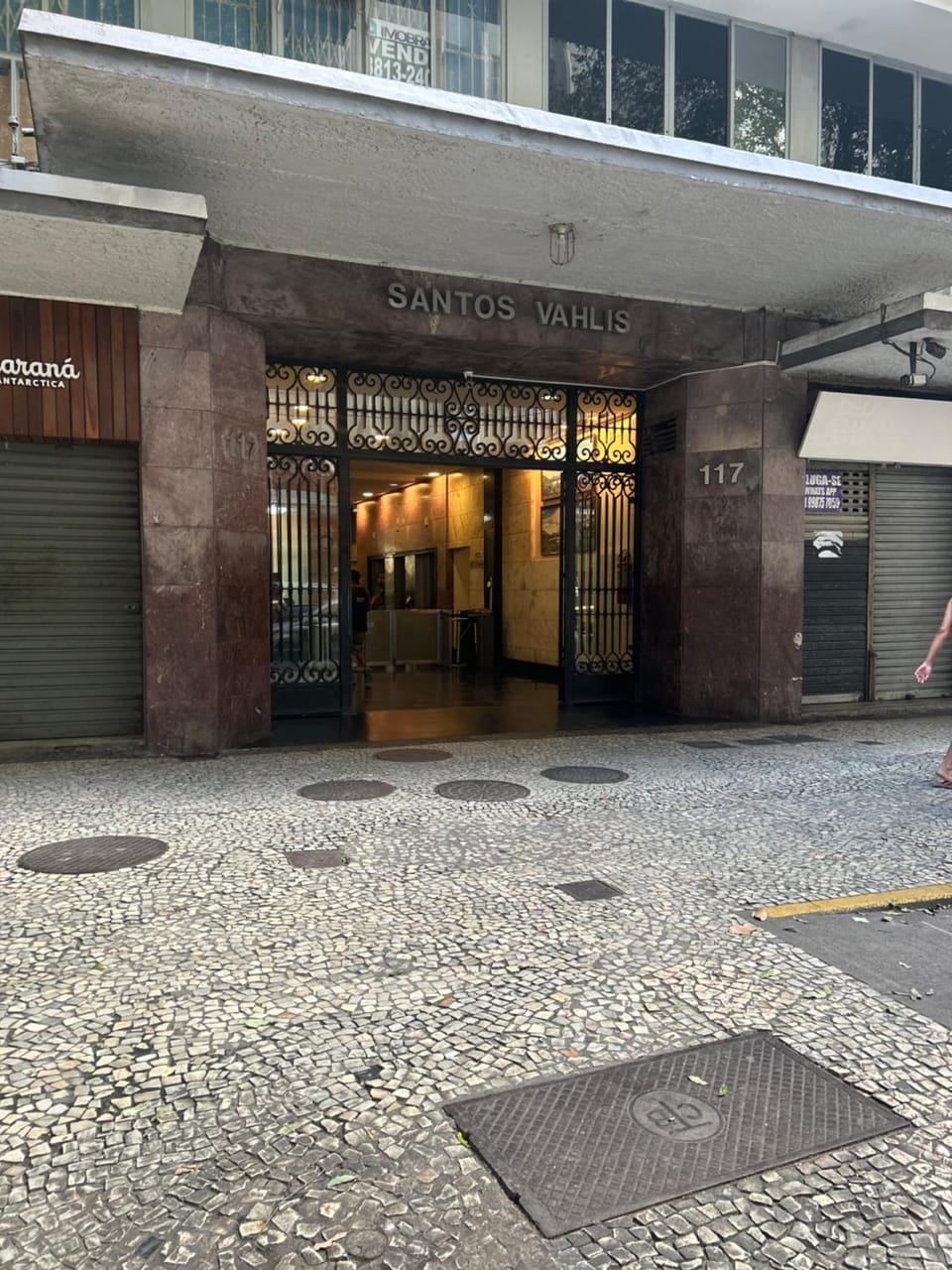 Property building, Facade/entrance