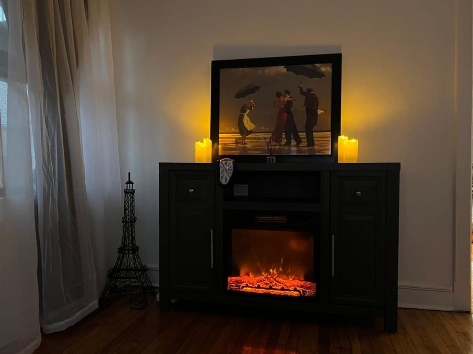 Living room, fireplace