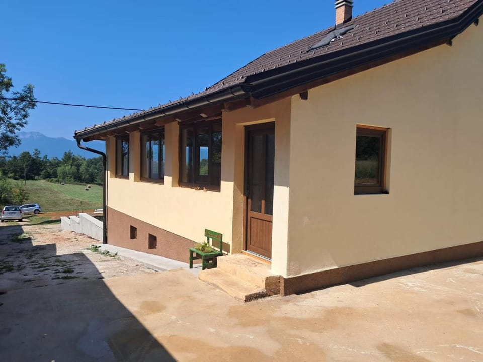 Patio, Facade/entrance, Location