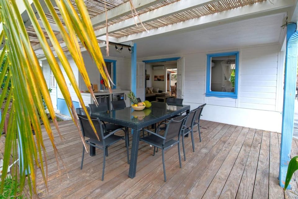Villa Les Koulirous House in Sainte-Anne