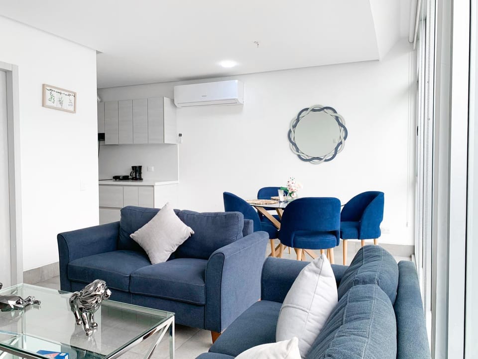 Kitchen or kitchenette, Living room, Seating area