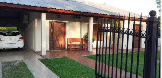 Lo de Silvina House in Federación