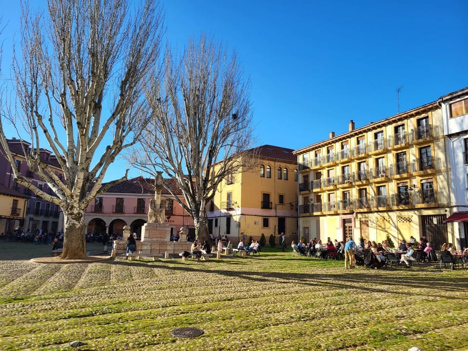 Property building, Spring, Landmark view, Location