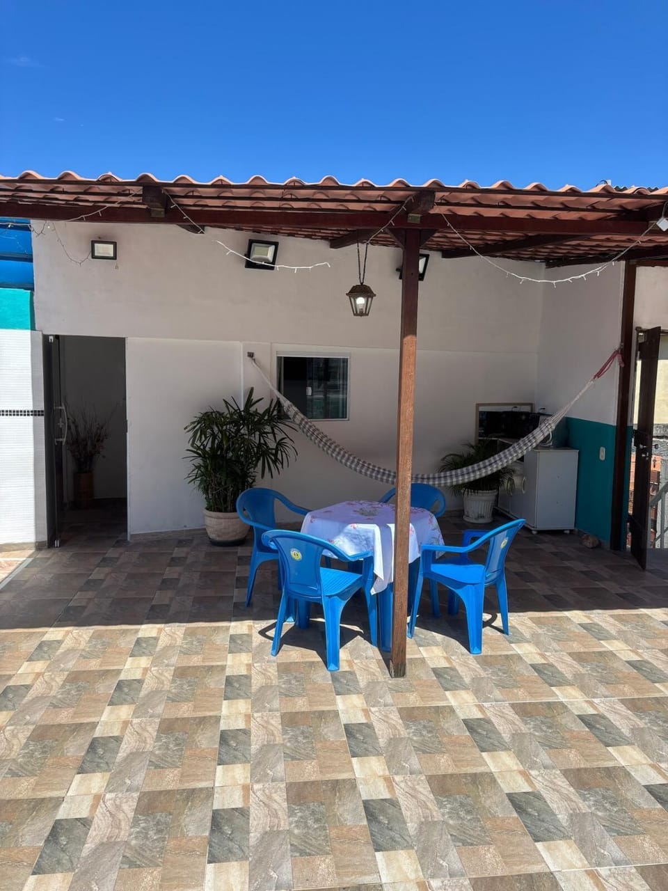 Property building, Patio, Day, View (from property/room), Balcony/Terrace, Dining area
