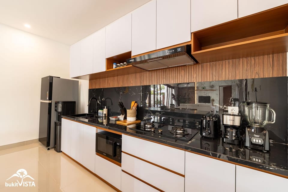 Coffee/tea facilities, Kitchen or kitchenette