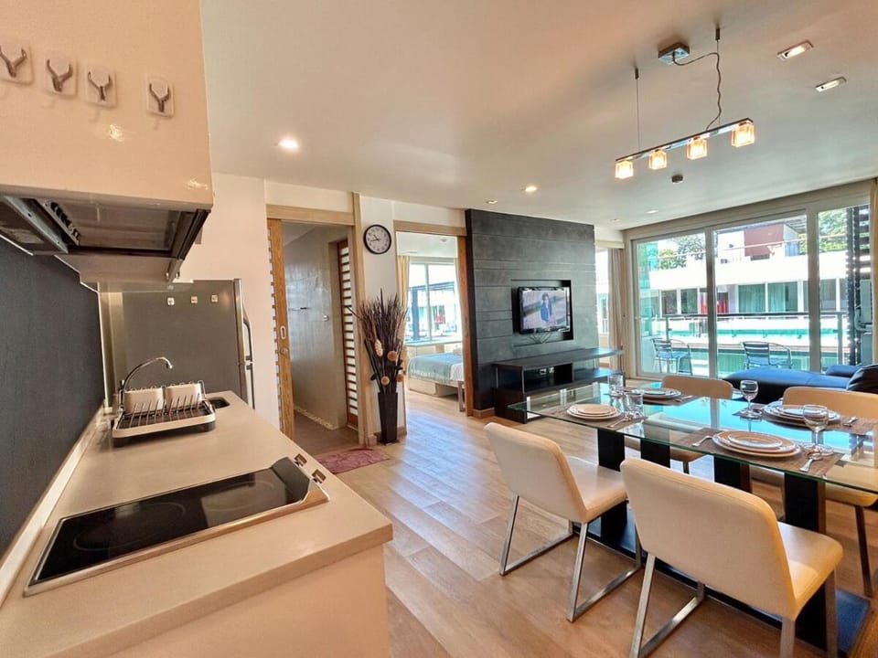 1 bedroom Suite Seaview In Kalim Apartment in Patong