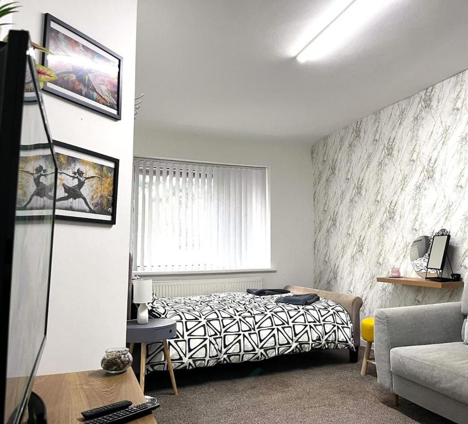 Cosy Flat 6 People, Short Drive - NEC-Airport-Birmingham-Solihull Apartment in Solihull