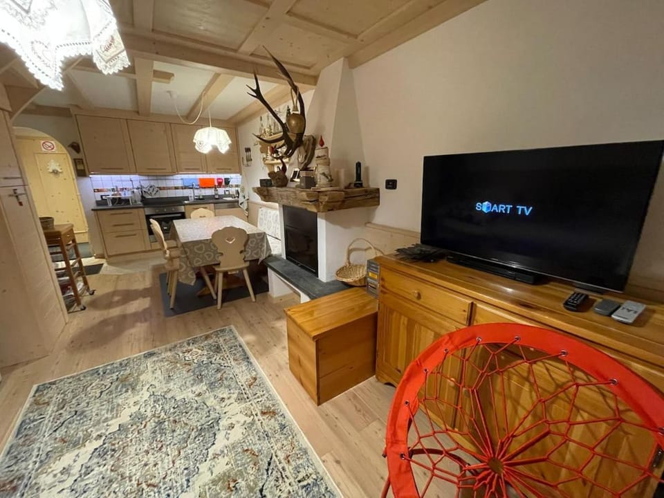 Love Mountain House House in Trentino-South Tyrol