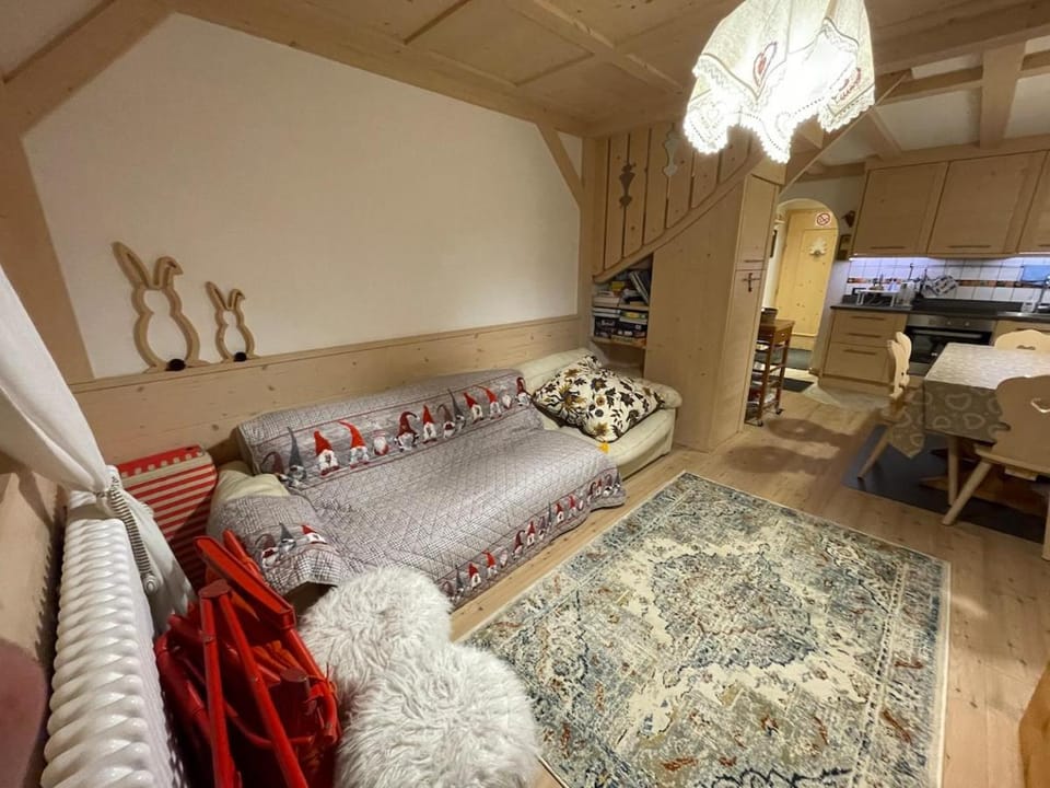 Love Mountain House House in Trentino-South Tyrol