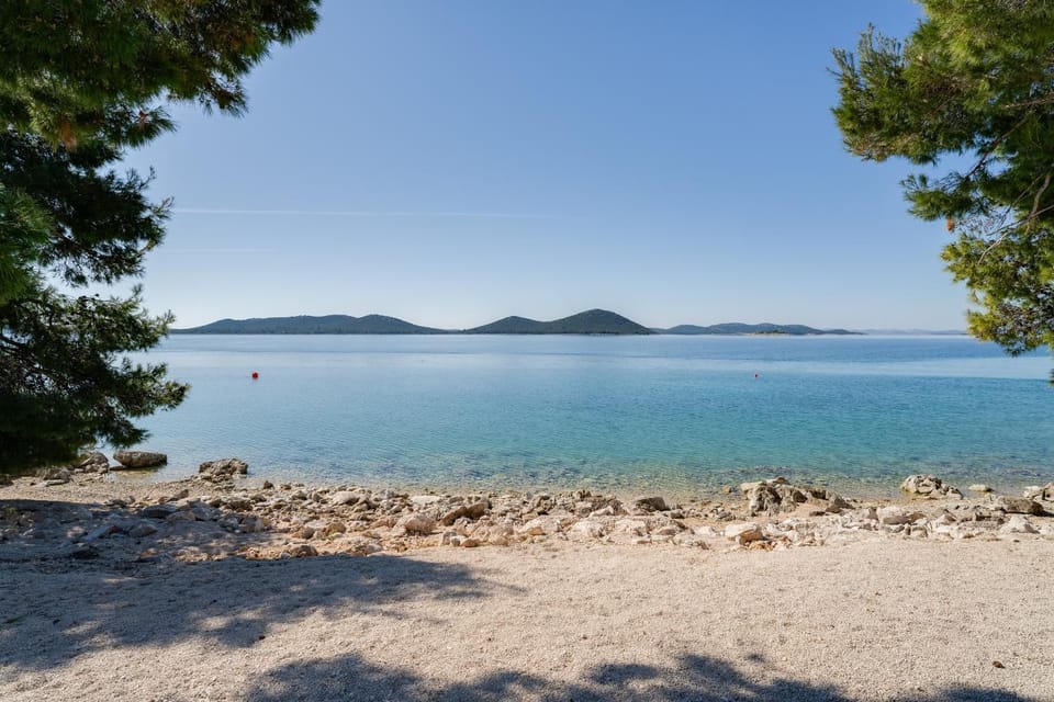 Zalo Villa Buqez Apartment in Šibenik-Knin County, Croatia