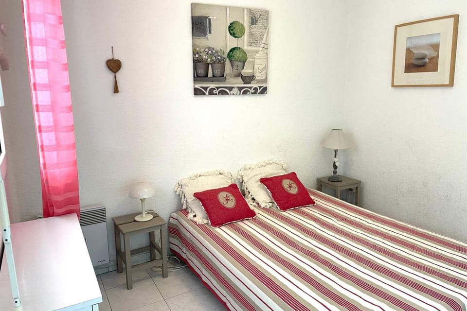 Apartment with terrace in Cavalaire-sur-Mer Apartment in Cavalaire-sur-Mer