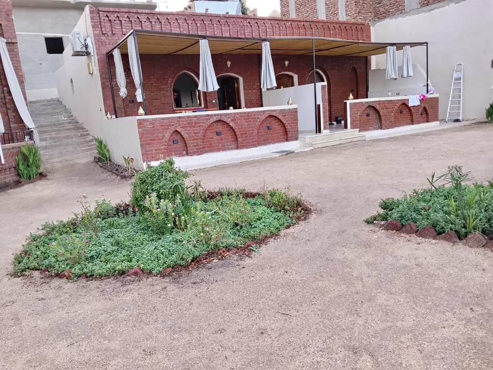 Property building, Garden, Garden view