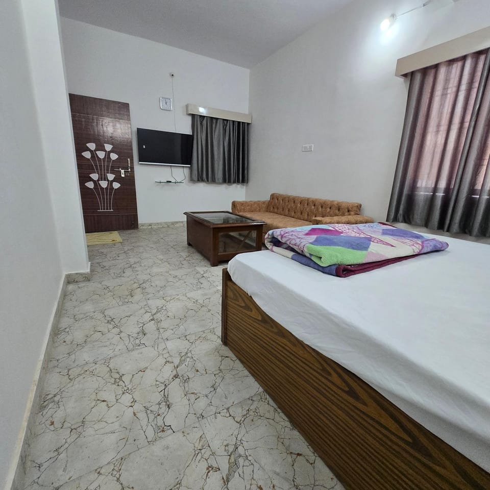 Leela homestay - one Bedroom with kitchen Apartment in India