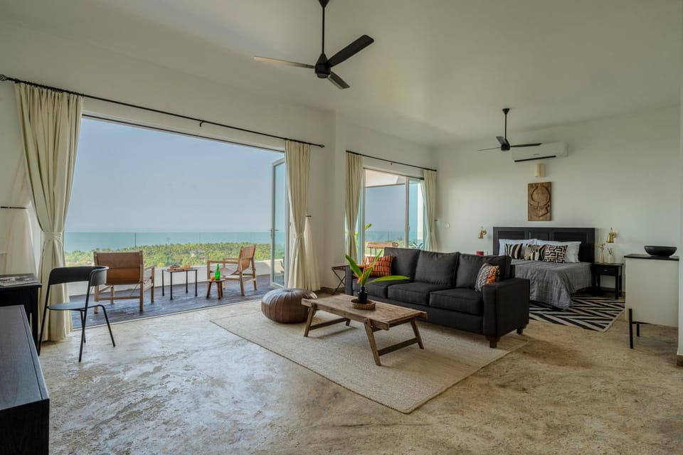 Nilayam Uday 6 BHK By Aquatica Stays Villa in Mandrem
